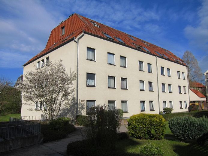Frontansicht des Wohnhauses