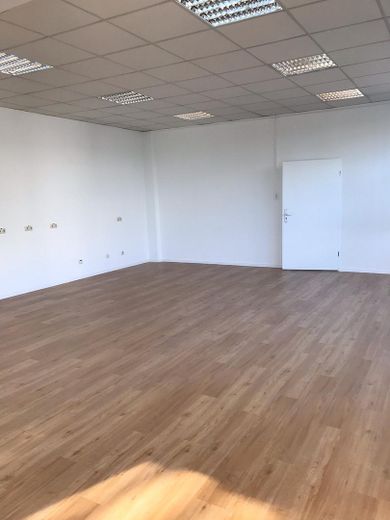 Büro EG