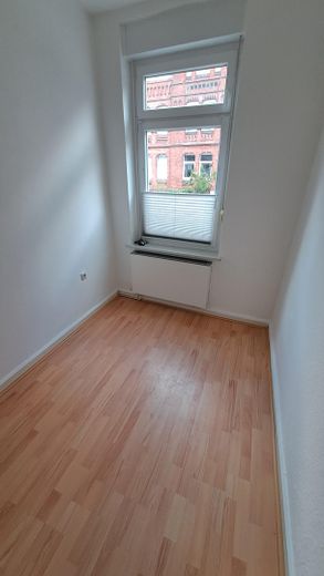 Lüneburg 2,5 Zimmer Wohnung kaufen in nur zu fuß bis 5 Min zum Marktplatz. – Büro ohne Möbel