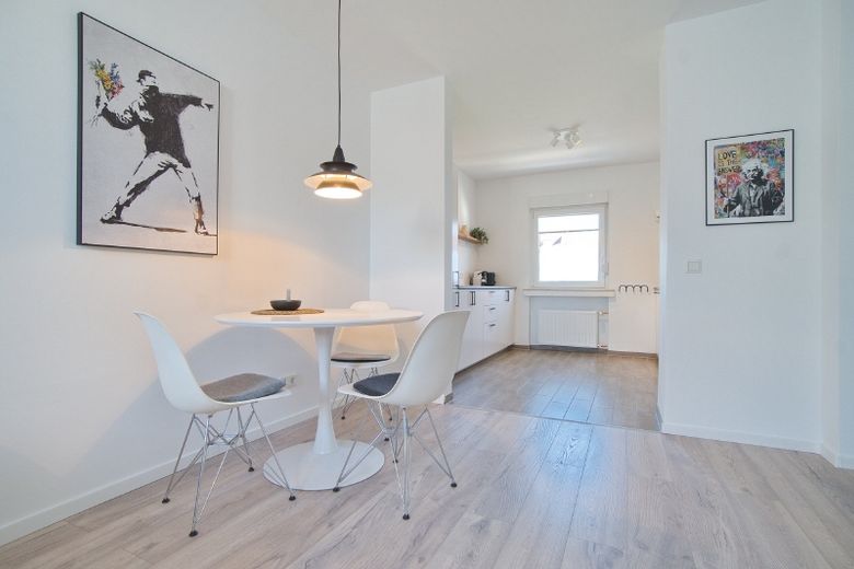 Helle, komplett und hochwertig ausgestattete Wohnung in sehr guter Wohnlage, Nähe Kirchviertel – a0e5f10b055c687dce56fc12e2632743960b956c.jpg
