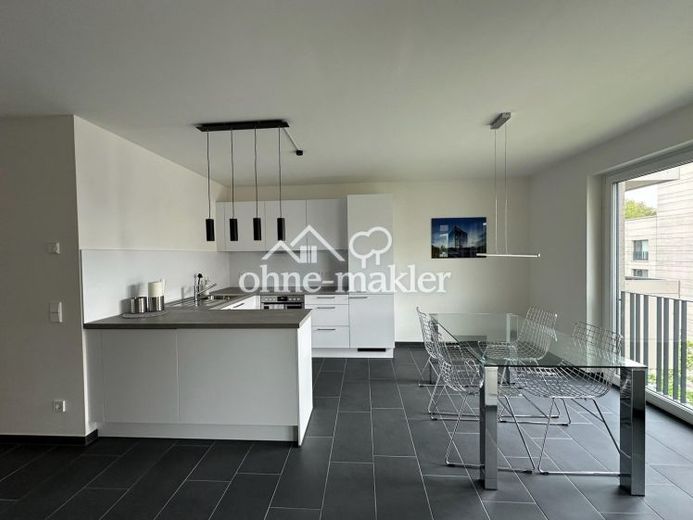 Zum Erstbezug: Attraktive 3-Zimmer-Wohnung mit Balkon, Einbauküche und teilmöbliert in Tübingen – Foto 1