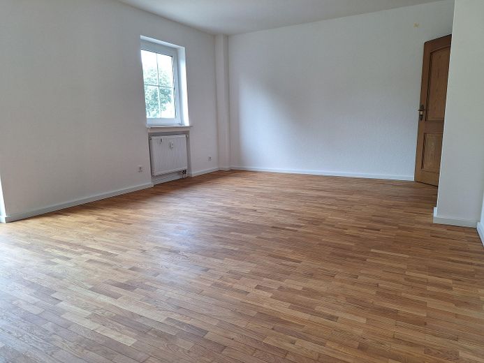 Helle 2-Zimmer Wohnung in guter Lage – Schlafzimmer