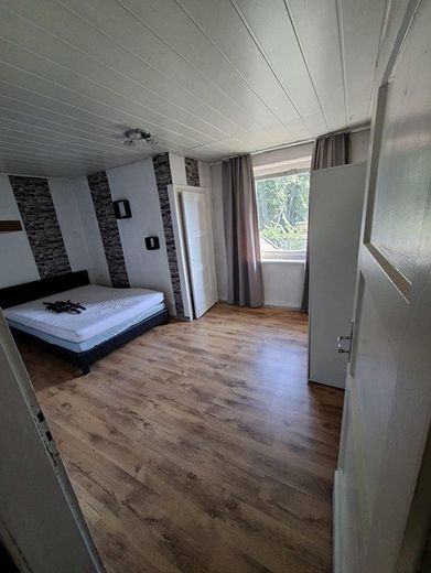 Einfamilienhaus mit viel Platz samt Garten in Emmerich am Rhein – Foto 16