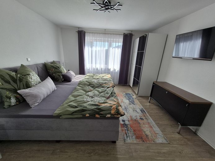 Außergewöhnliches Mehrfamilienhaus mit Aussicht und Ausblick – Schlafen UG