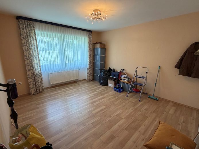 2‑Zimmer‑EG-Wohnung ideal als Kapitalanlage oder Eigennutzung – Schlafzimmer