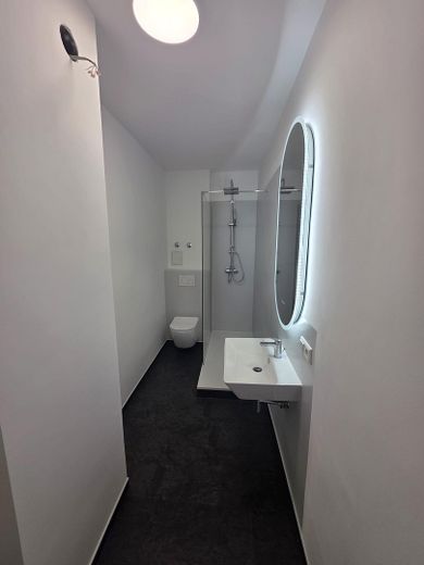 komplett saniertes Bad