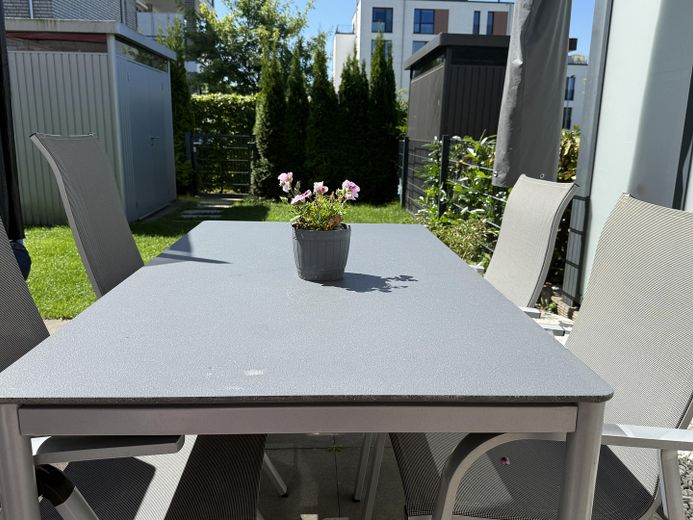 Modernes Reihenmittelhaus, Baujahr 2016, ruhig gelegen in Toplage von Ahrensburg – PROVISIONSFREI! – Terasse