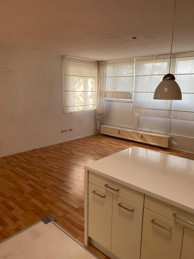 Commission-free in Bonn: 4 apartments, 4 underground parking spaces and one vacant unit – Foto 6