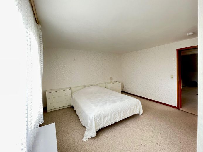 Tiefparterre Zimmer 2