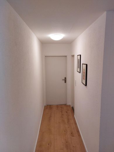 Großzügige 2,5-Zimmer Wohnung mit Einbauküche zentral in Kempten – Gang