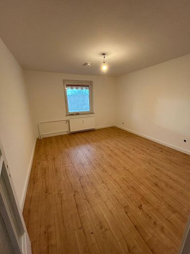 Wonen in het groen: Ruime gezinsidylle in het hart van Pinneberg – Schlafzimmer 1