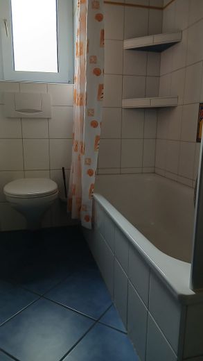 MFH mit 3 Wohnungen - Zentrale Lage - Freistehend – Foto 11