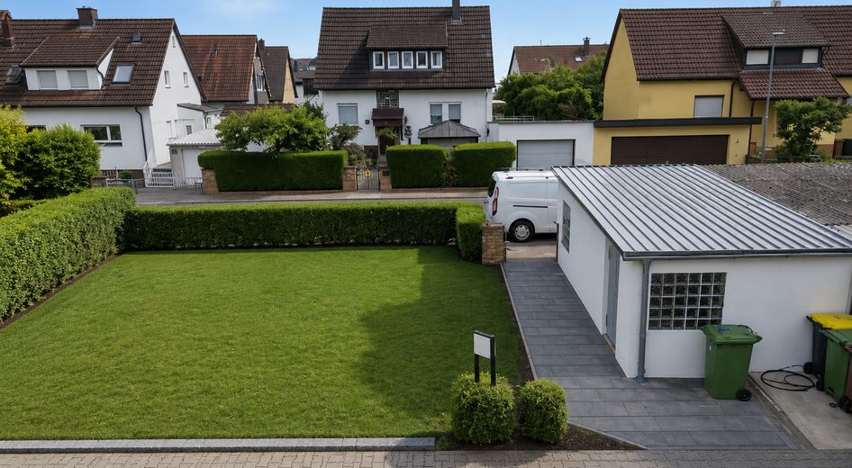 Sanierte ein Familienhaus – Foto 12