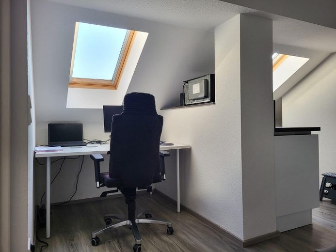 Light-filled 3.5-room maisonette apartment in Nordstadt/Gärten h.d.Veste – mgl. Homeoffice Bereich