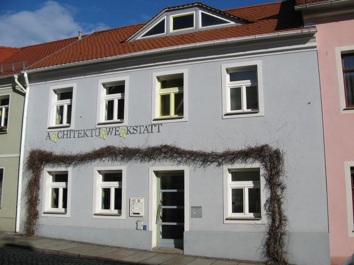 Straßenfassade