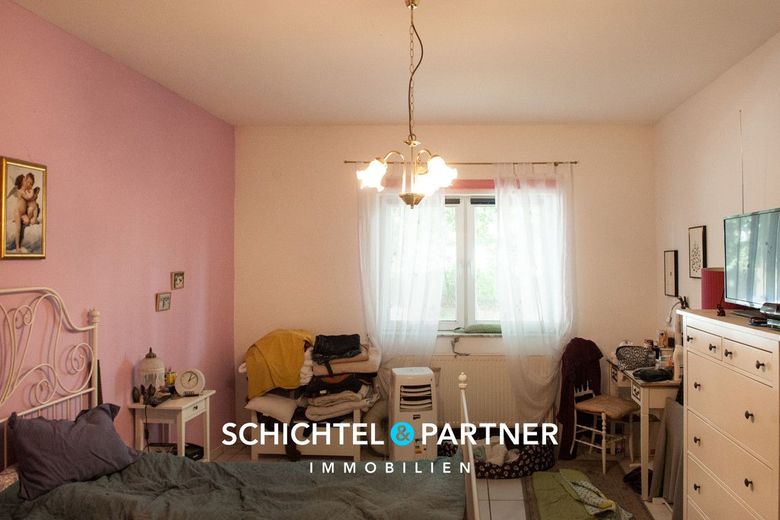 Farge | Solider Bungalow auf Waldgrundstück mit Doppelgarage – S&amp;P | Schlafzimmer