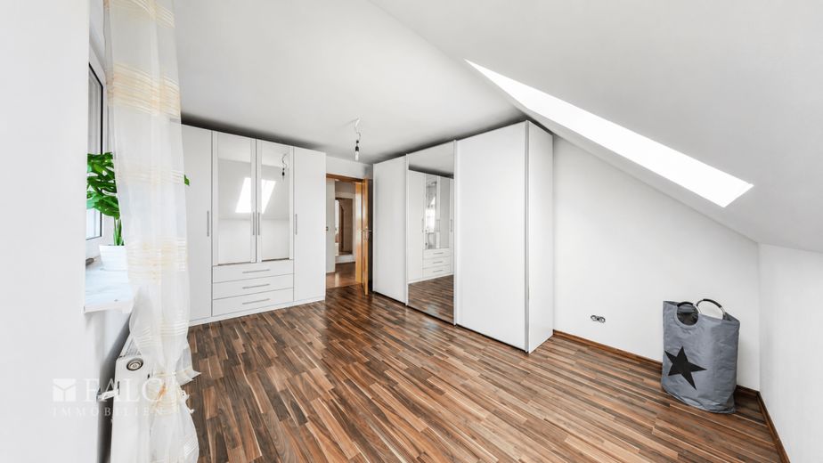 Wo das Siebengebirge zum Nachbarn wird – Ankleidezimmer