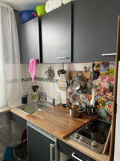 Gepflegte 2 Zimmer Wohnung im Zentrum von Homburg zu verkaufen – Küche