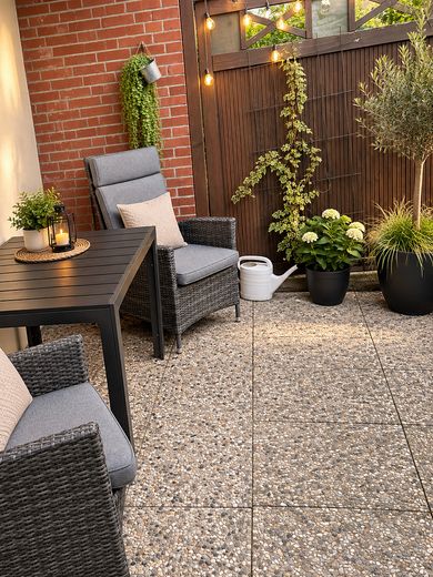 MOBİLYALI MAKS. 2 KİŞİ 3 odalı, teraslı GEÇİCİ KİRALIK – Garten/Terrasse