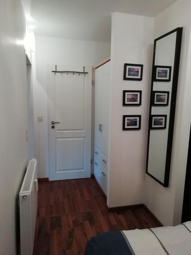 Tür zum Bad_Schlafzimmer