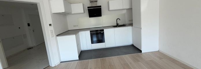 Квартира на першому поверсі з користуванням садом і терасою, новобудова