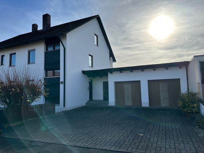 Einfamilienhaus mit separater Wohnung im 1. OG – Foto 2
