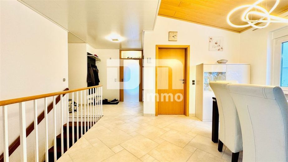 (R)eserviert! Altengerechter gepflegter Bungalow mit Gartenbereich, Terrasse, Garage – Offener Wohn / Essbereich / Zugang Terrasse