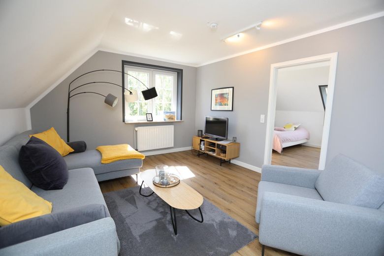 Wohn- Investitionsobjekt mit 2 exklusiven Wohneinheiten im Dorfkern von Aventoft – provisionsfrei! – Foto 11