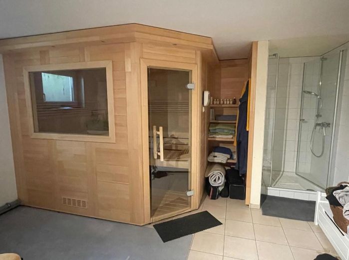 Il sogno di una famiglia, con dotazioni eccezionali e tecnologia energetica sostenibile – Sauna für 4-6 Personen