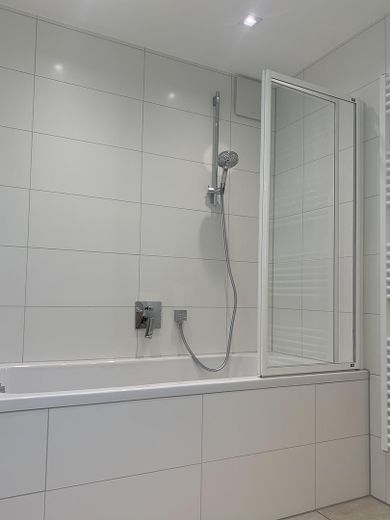 Exklusive 3-Zimmer-Wohnung (Bj. 2020) am Schöntalpark – Foto 24