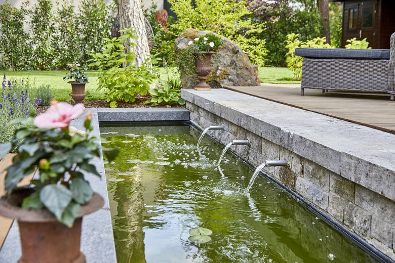 Luxueus Baufritz-houten huis in New England-stijl in de bosvillawijk – Naturteich