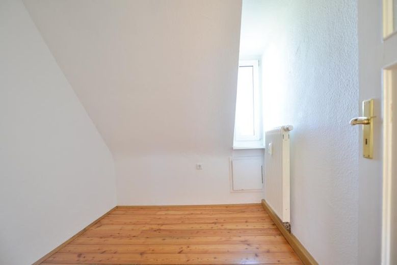 2,5 Zimmer.  |  2 Garagen. |  Bezugsfrei.  |  Und das im oberen Frauenland. – Foto 5