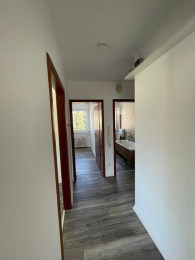 Attraktive 2-Zimmer-Wohnung – Flur