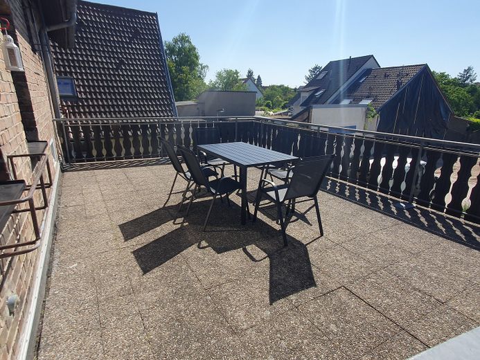 2 banyolu rüya gibi döşenmiş 6 odalı daire (paylaşımlı yaşam için uygun) – Große Dachterrasse