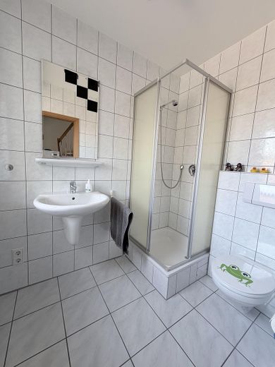 Gästebad mit Dusche