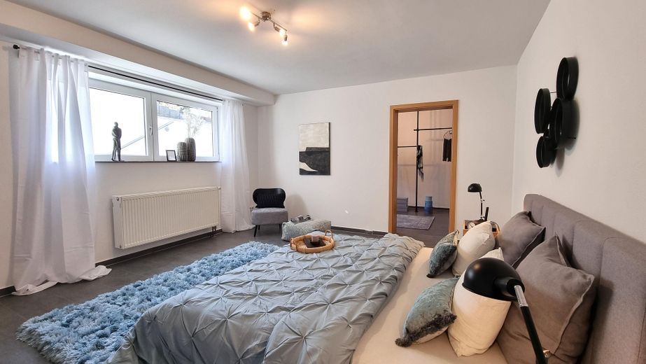 Schlafzimmer UG od. Wohnzimmer