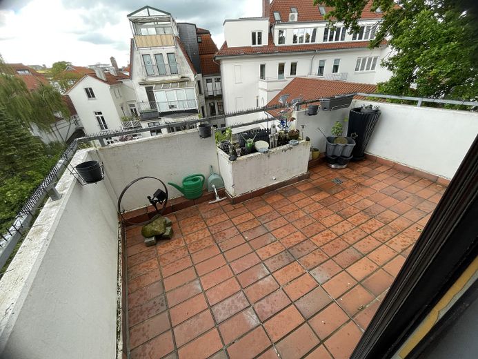 Von Privat sehr schöne & helle 2.5 ZKB in direkter Innenstadtlage – Foto 16