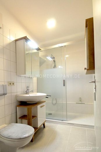 12984 HomeCompany Dresden सुसज्जित/Furnished 2-कमरों का अपार्टमेंट Dresden-Striesen में, Großer Garten के पास, अधिकतम 2 व्यक्ति – 34566bce2d342687c6605579face70857ce33a26.jpg