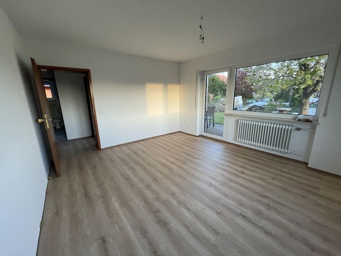 Anwesen mit Einfamilienhaus inkl. ELW & zweitem Wohnhaus, Garagen, Carport, Scheune & Werkstatt – Foto 27
