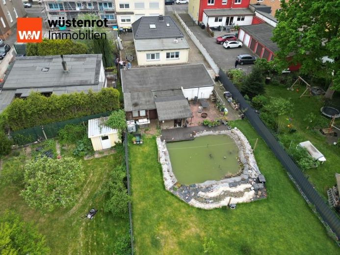 Großes Gartenrefugium in familienfreundlichen Umfeld – Foto 1