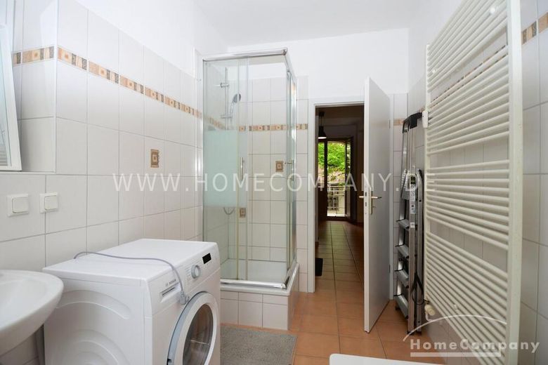 239ff25b9748bec2076750e5cbfd41ee613d5f8e.jpg