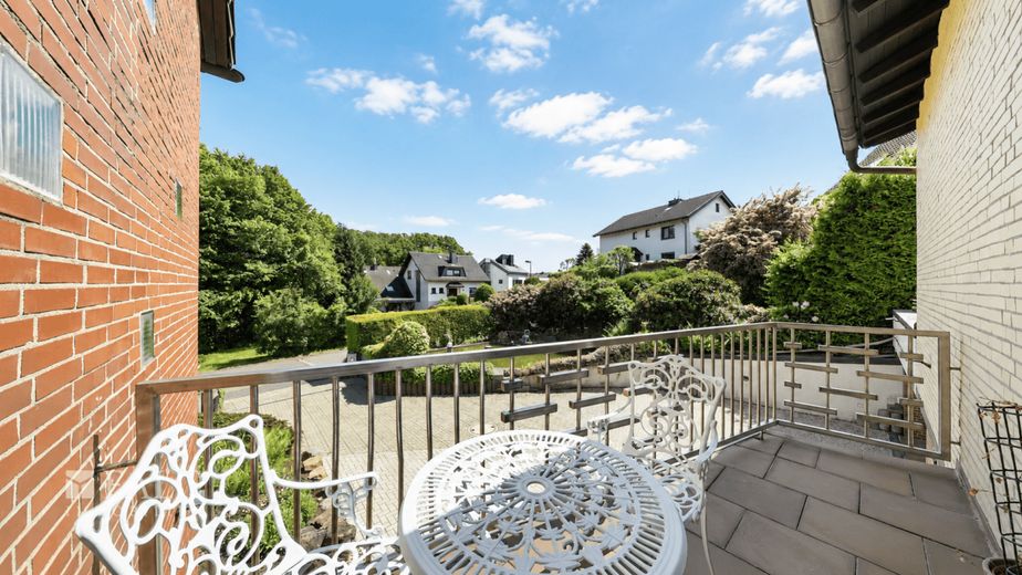 Bieterverfahren: Familienidylle in grüner und ruhiger Umgebung – Balkon