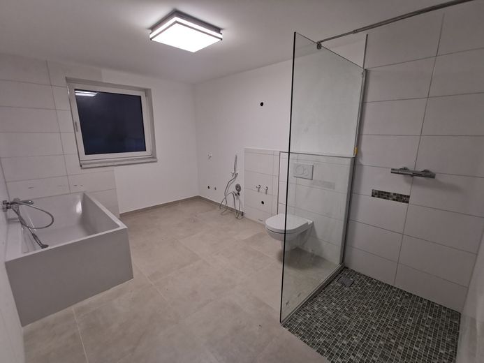 Neubau mit Expressanschluss an die BAB 5 – Bad