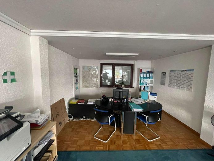 Büro (1. OG)