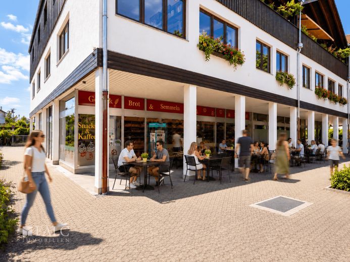 Sichtbar. Erreichbar. Erfolgsversprechend. Am S-Bahnhof – Außenbereich