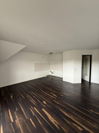 Maisonette-Charme unterm Dach – ruhige Lage in Grevenbroich – Foto 5