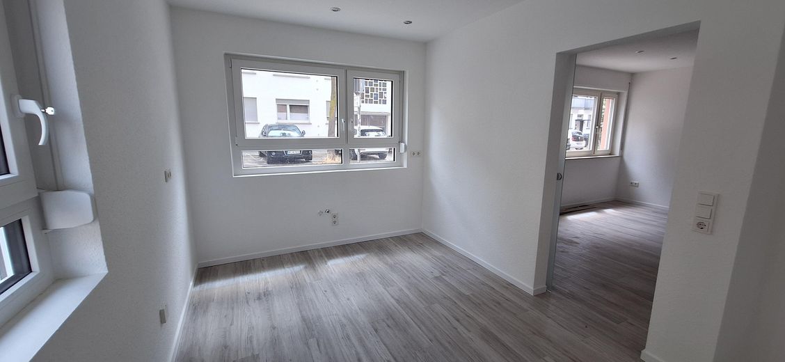 Mannheim-Sandhofen’de tamamen yenilenmiş 2 odalı daire – Küche