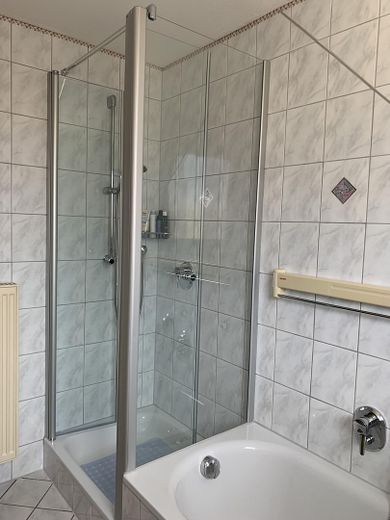 Appartamento tranquillo alla periferia del paese – Foto 14
