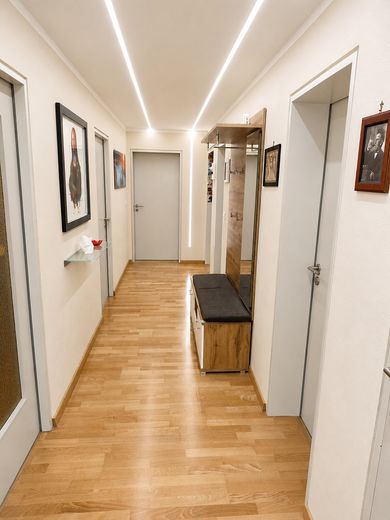 Provisionsfrei! Modernisierte 3-Zimmer-Wohnung mit Garage und Aufzug in Waldbronn – फोटो 16