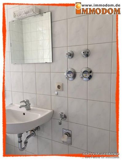 Appartement in Zwickau-Zentrum mit MINIKÜCHE und BALKON zu verkaufen! – Waschmaschinenanschluss im Bad